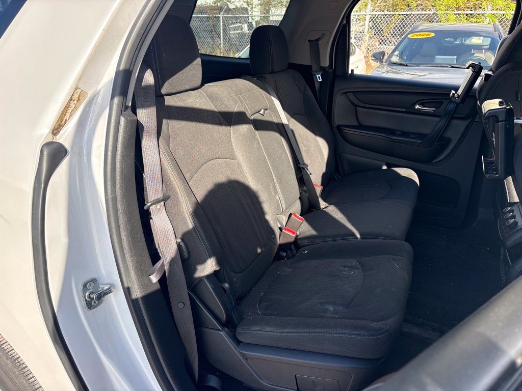 Used 2016 White GMC SLE-2 image 19