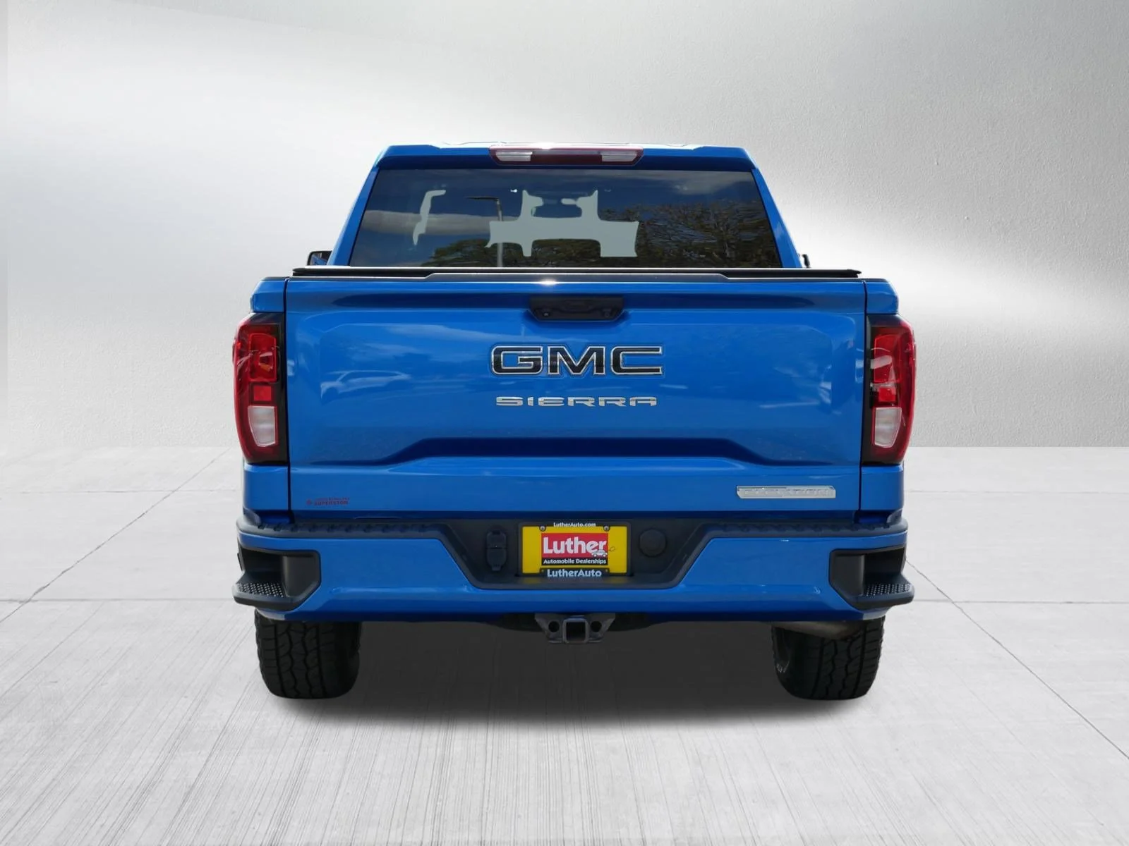 Used 2022 Dynamic Blue Metallic GMC Elevation image 6