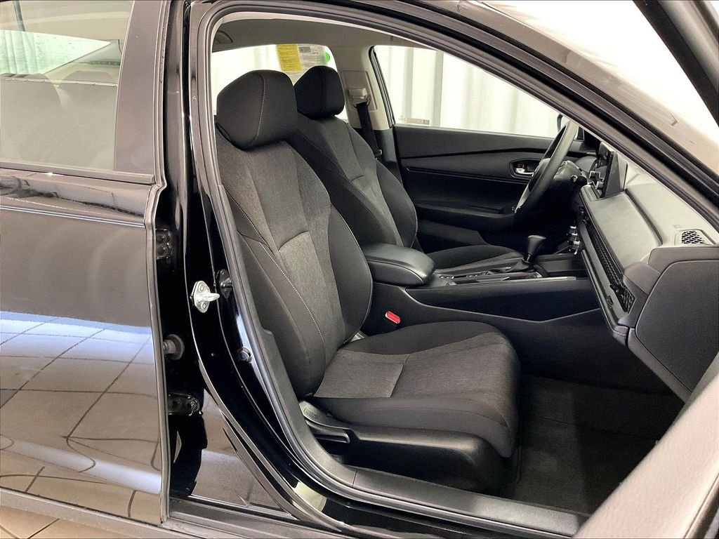 Used 2023 Black Honda LX image 11