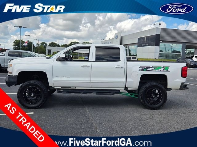 Used 2016 Pearl Chevrolet LT image 4
