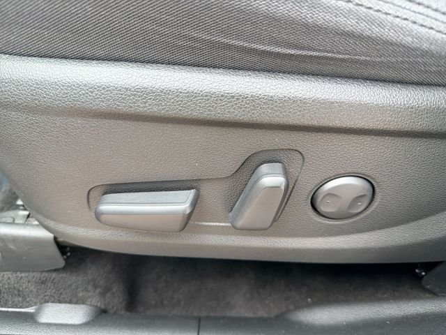 Used 2023 Red Hyundai SEL image 16