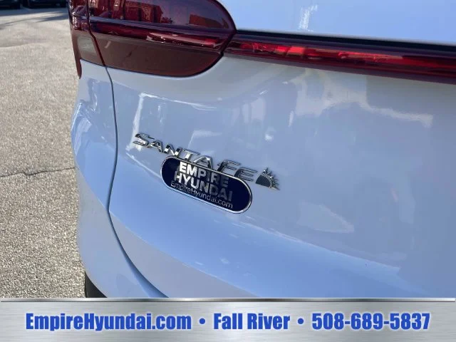 Used 2023 White Hyundai Limited image 5