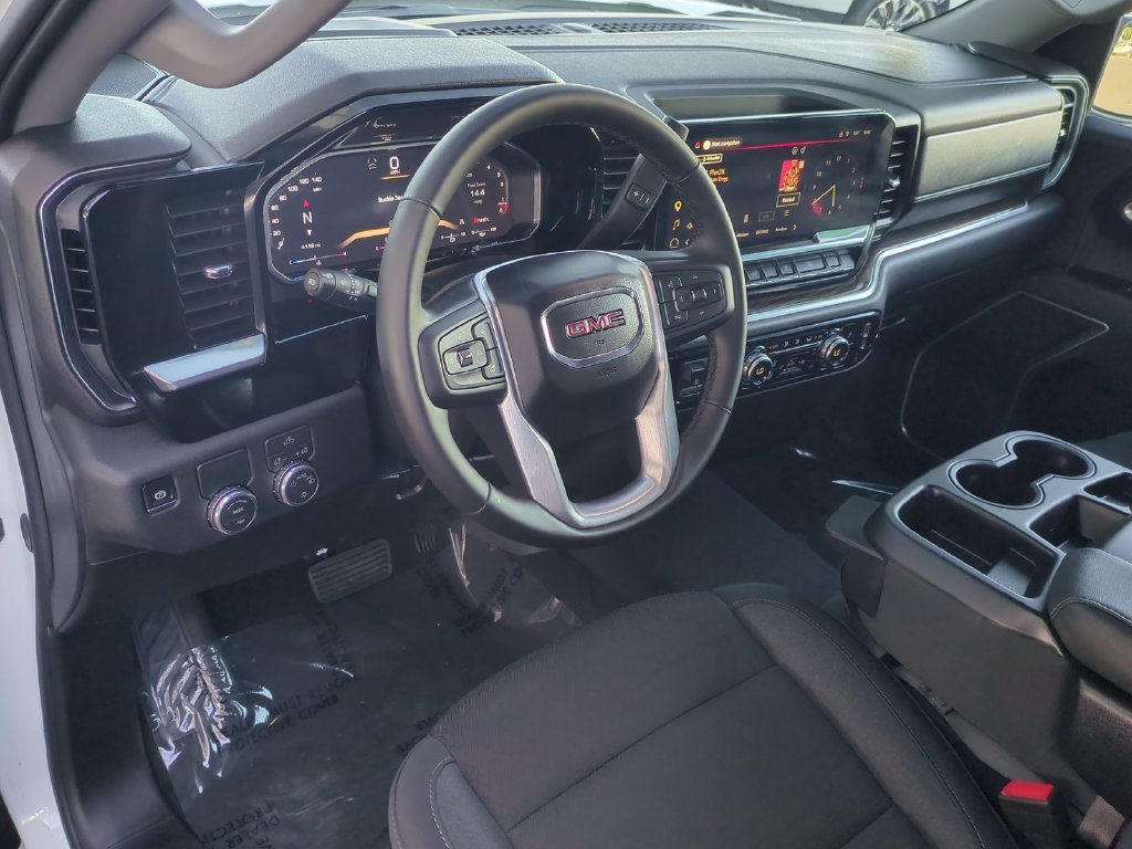2026 GMC Sierra 1500 SLE - Photo 11