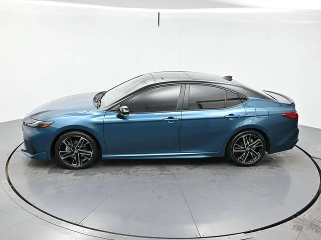 Used 2025 Ocean Gem/midnight Black Metallic Toyota LE image 35