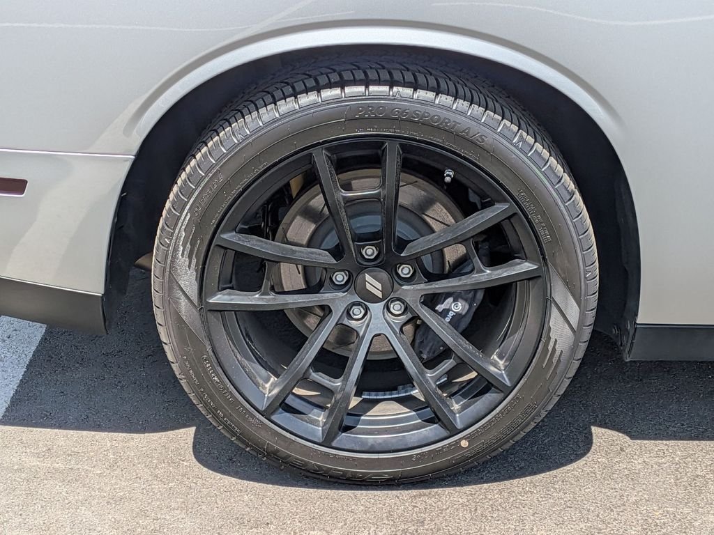 Used 2020 Silver Dodge R/T Scat Pack image 27