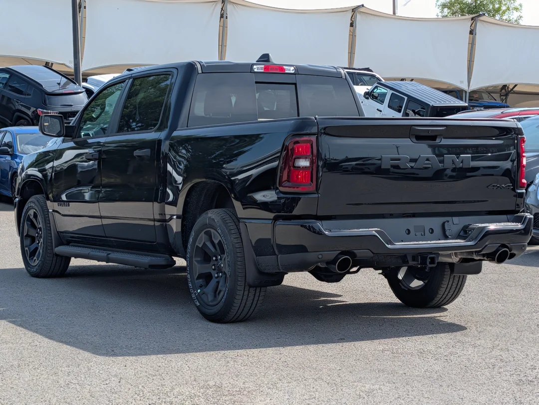 New 2026 Black RAM Express - - 3.0L Hurricane Twin Turbo - Black Express Pkg - 20 Wheels - Power Slide Window & More! image 6
