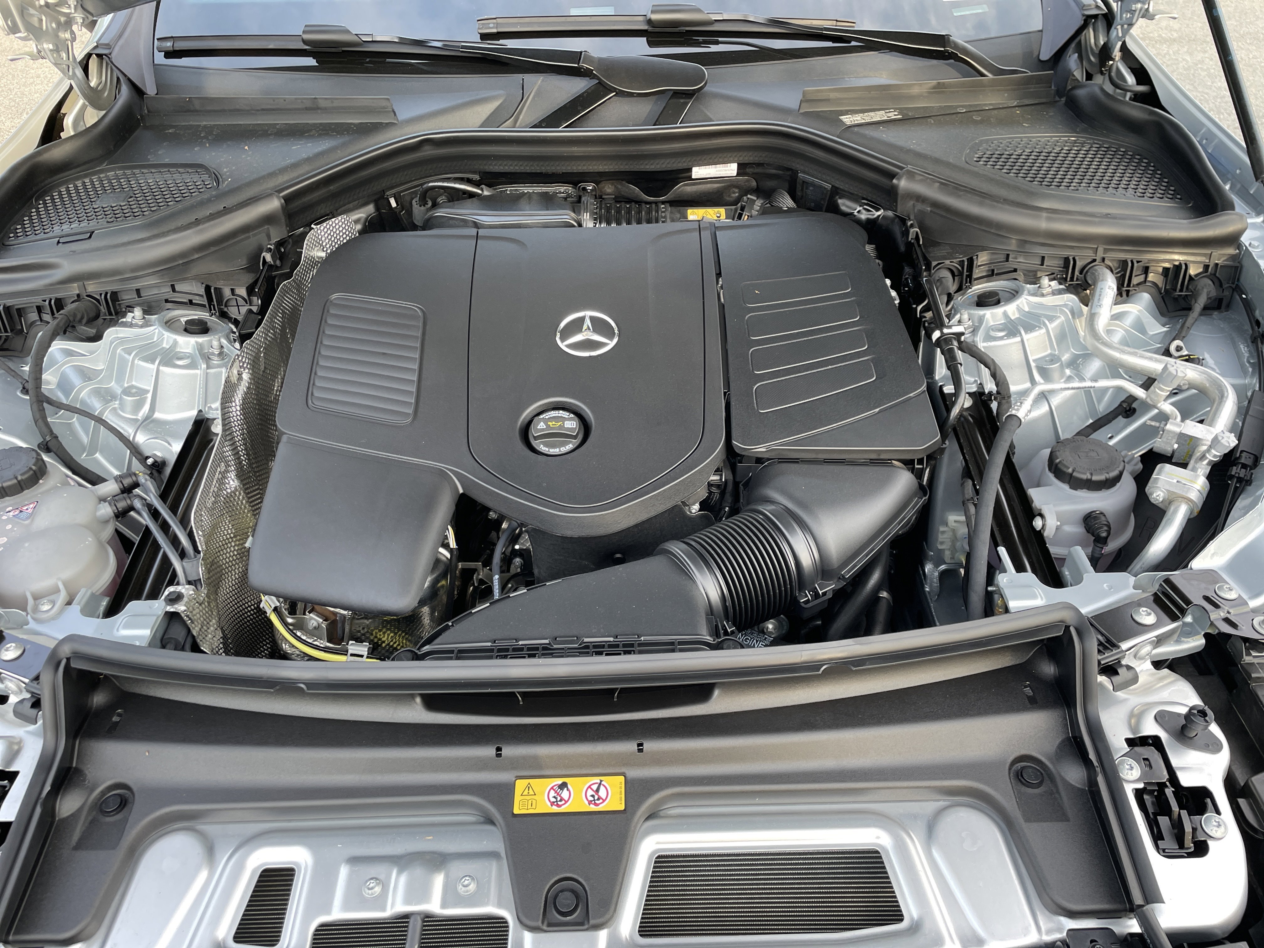 New 2026 Cirrus Silver Metallic Mercedes-Benz GLC 300 SUV image 45