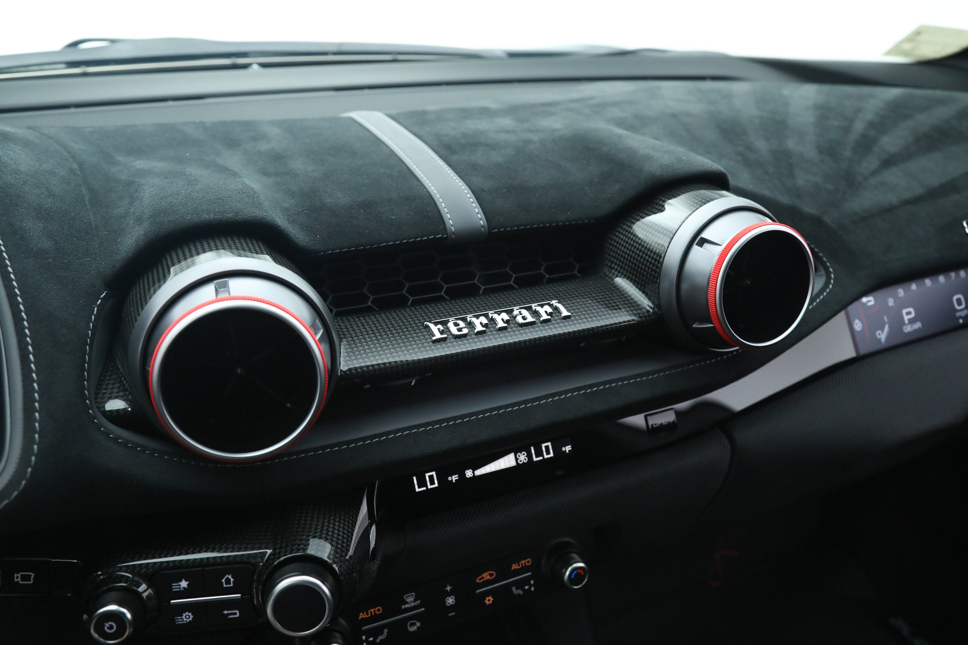 Used 2022 Nero Ferrari  image 34