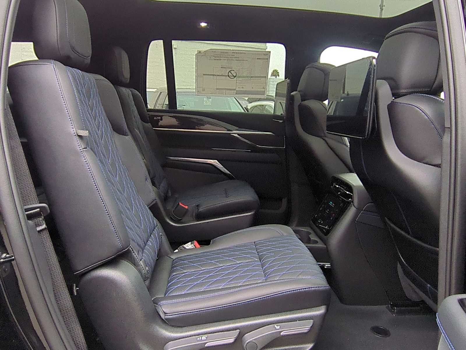 2026 Cadillac Escalade IQL Sport - Photo 26