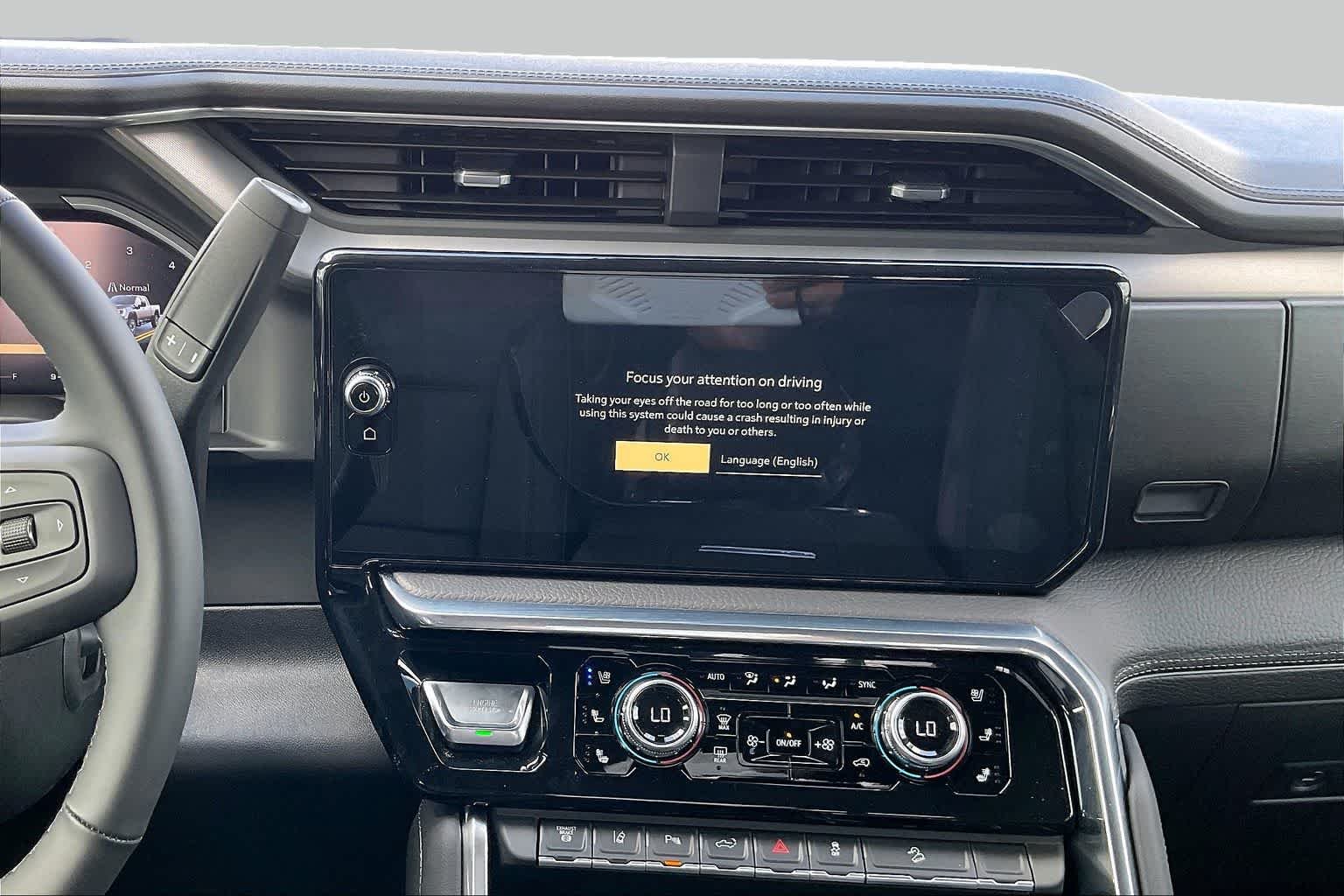 2026 GMC Sierra 2500HD Denali - Photo 6