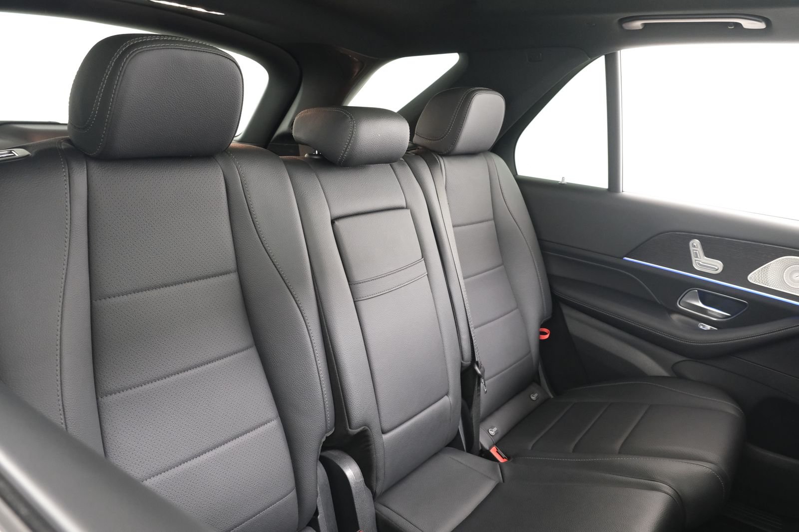 Used 2024 MANUFAKTUR Alpine Gray Mercedes-Benz GLE 450 image 45