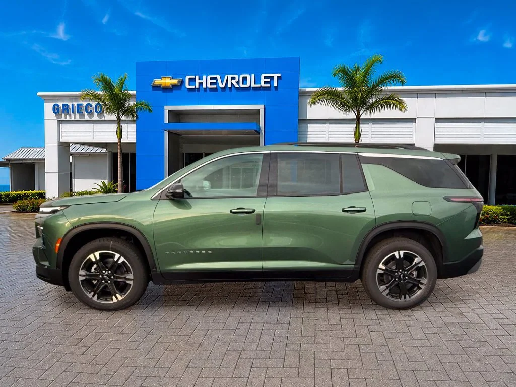 New 2027 Trillium Green Metallic Chevrolet LT image 4