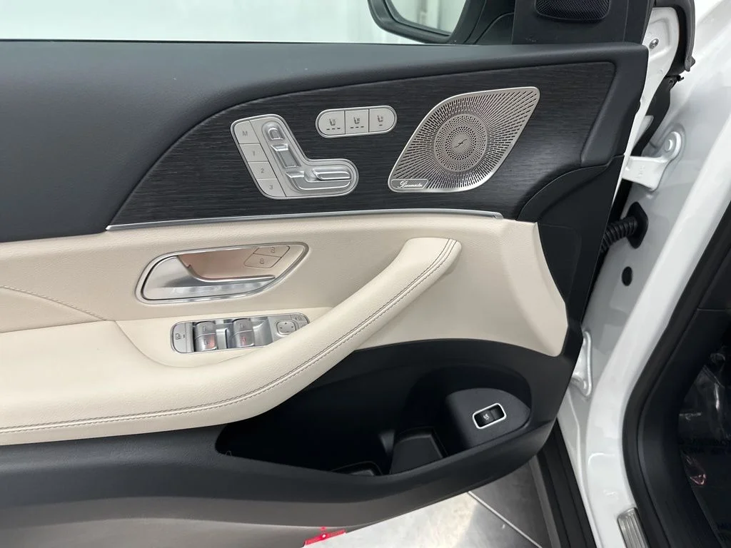 Used 2026 White Mercedes-Benz GLE 350 image 11