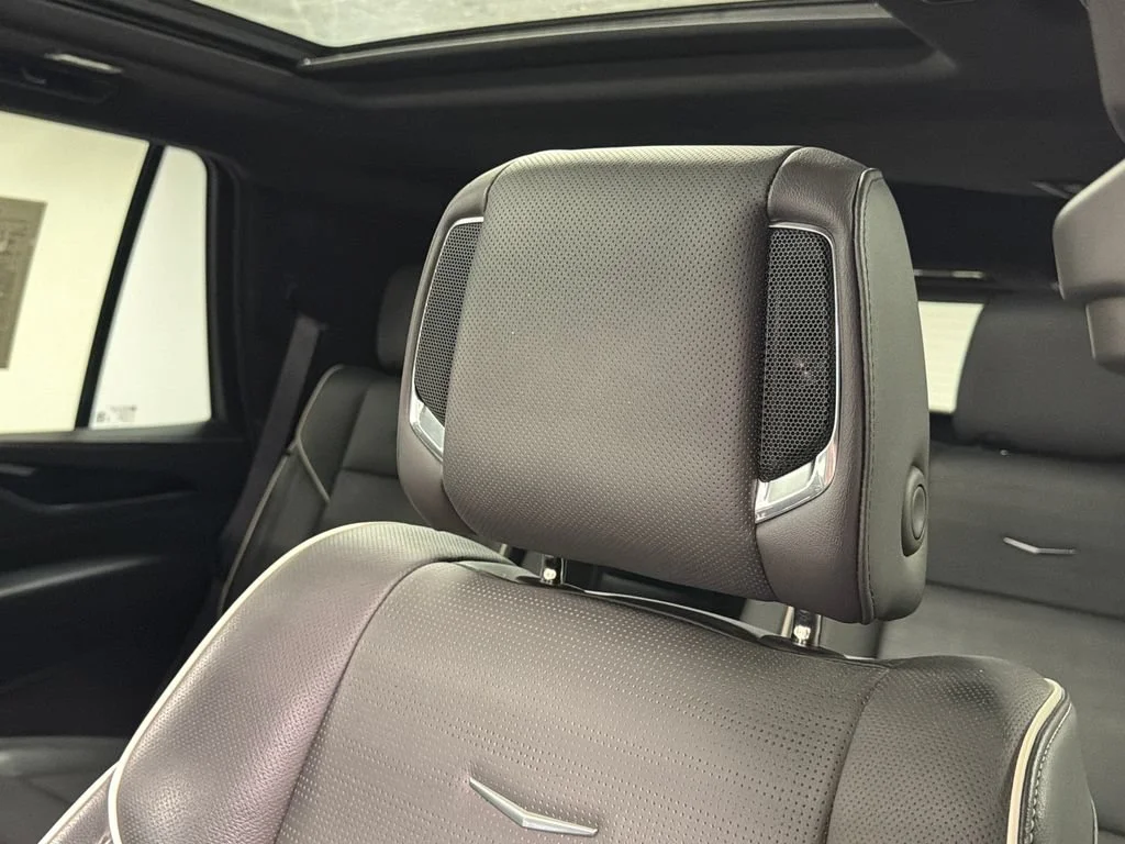 2023 Cadillac Escalade Sport - Photo 29