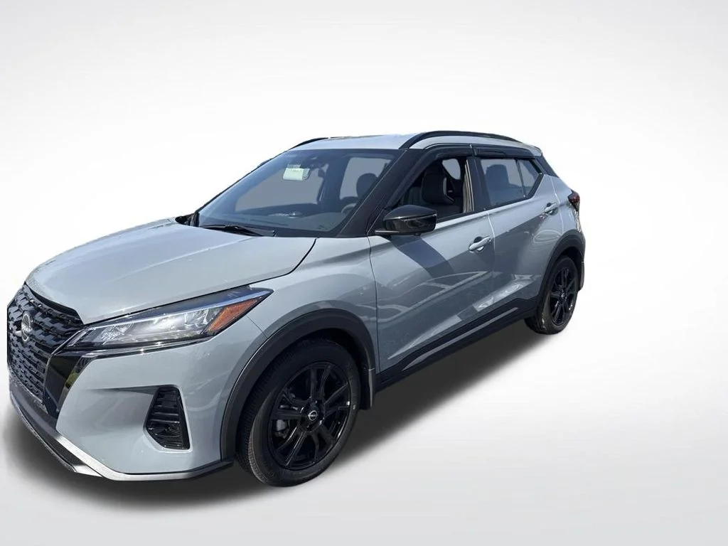 Certified Used 2024 Gray Nissan SR image 13