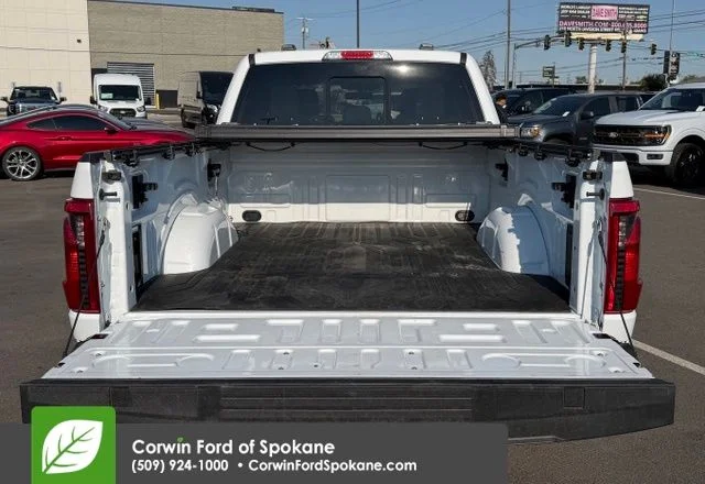 Used 2024 Oxford White Ford XLT image 20