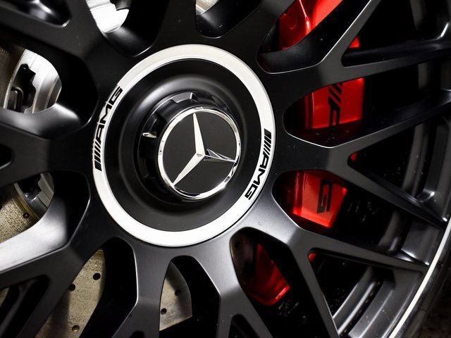 New 2026 MANUFAKTUR Silicon Grey Mercedes-Benz S 63 E AMG® image 76