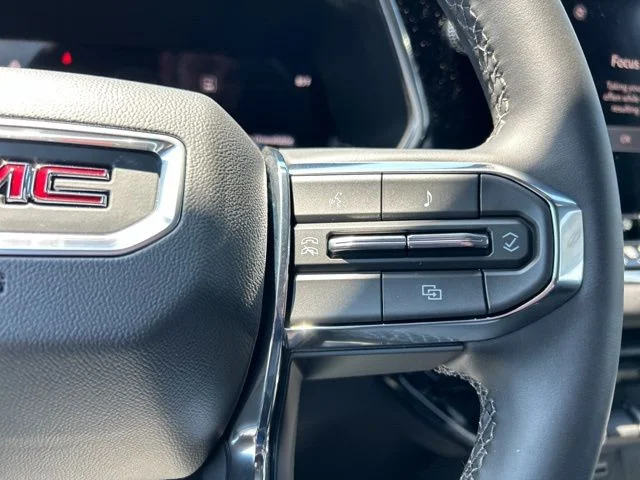 New 2026 Summit White GMC Elevation image 29