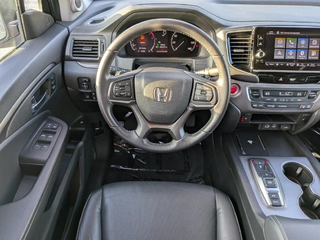 Used 2025 Gray Honda RTL image 11