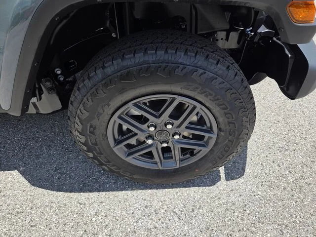 New 2026 Anvil Clear-Coat Exterior Paint Jeep Sport S image 17