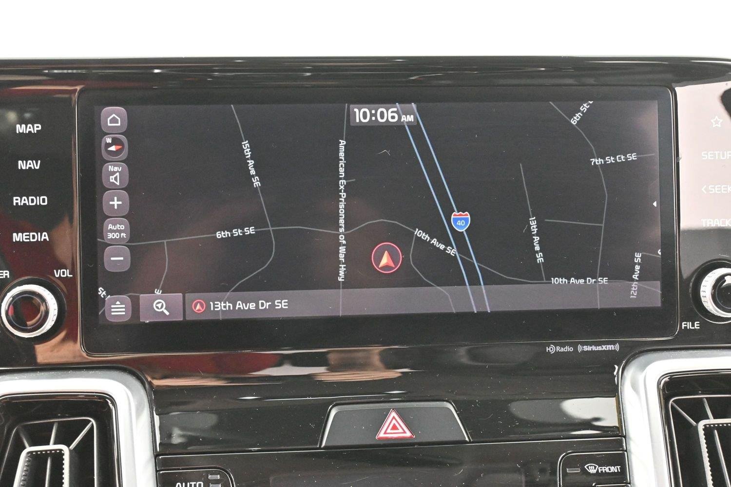 Used 2021 Glacial White Pearl Kia SX image 23