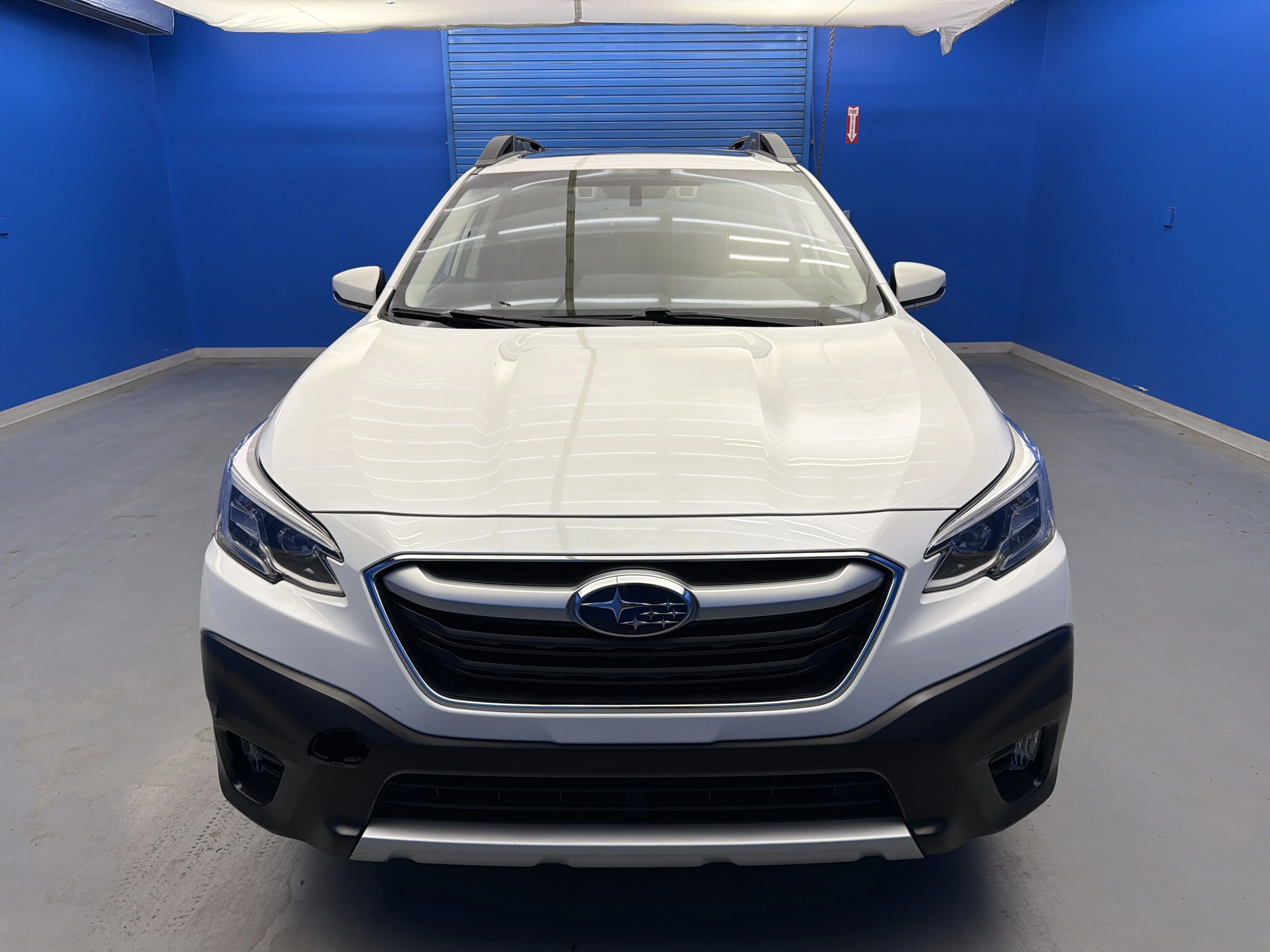 Used 2022 Crystal White Pearl Subaru Limited XT image 3