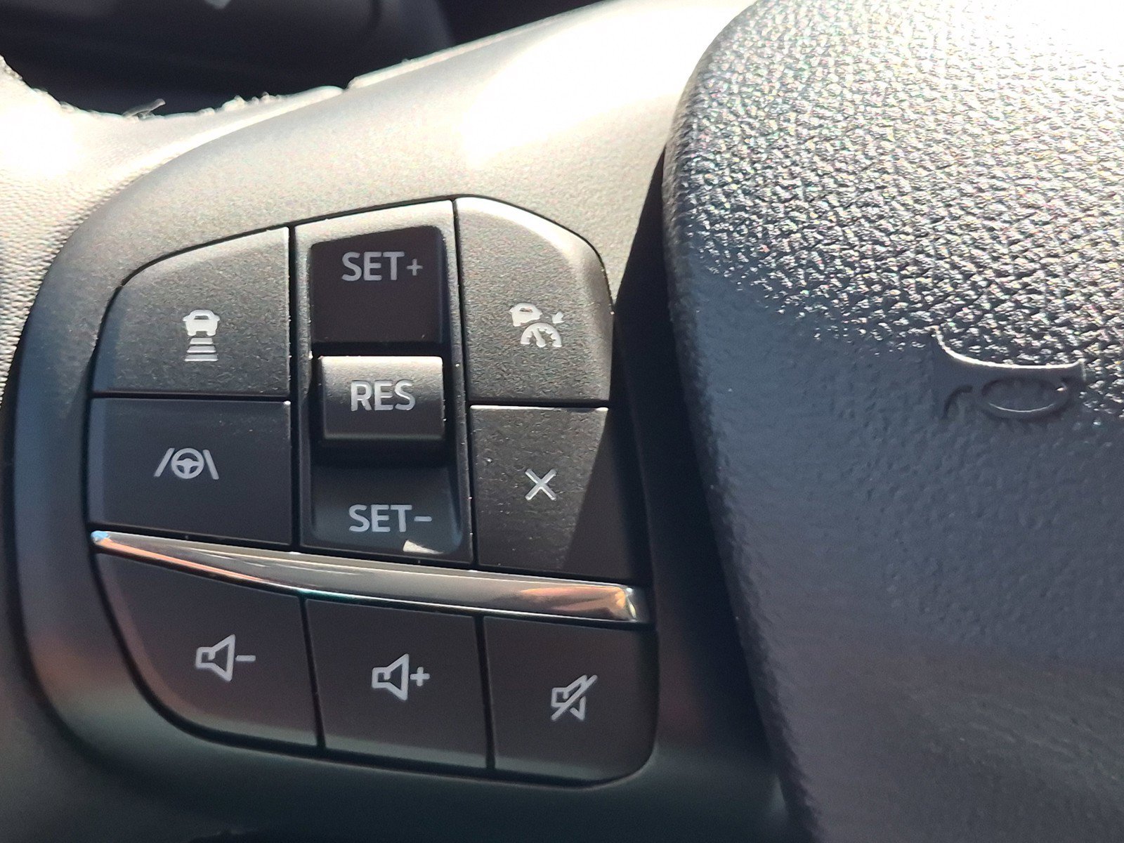 New 2026 Carbonized Gray Metallic Ford Big Bend® image 28