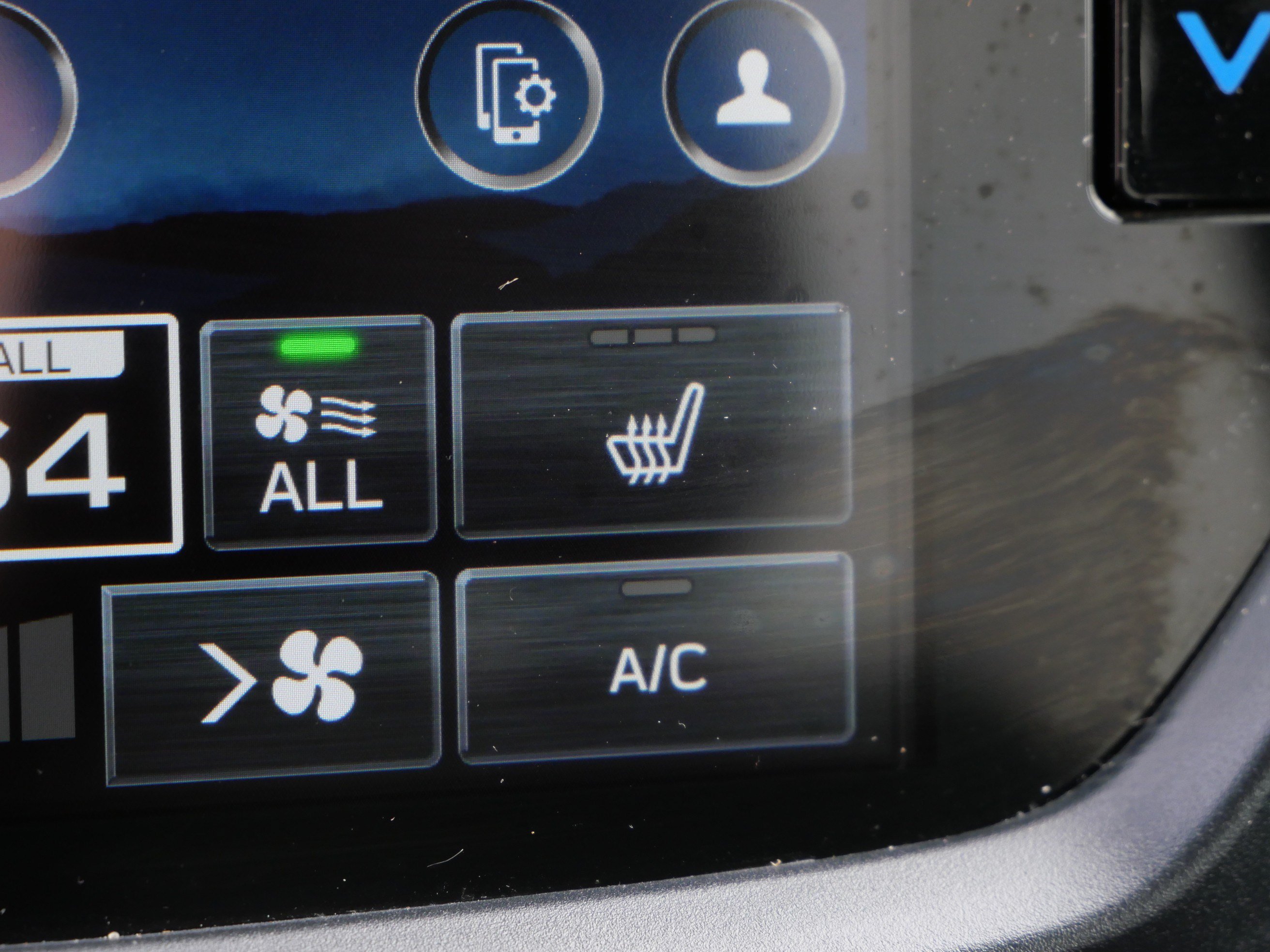 Certified Used 2025 Crystal White Pearl Subaru Premium image 31