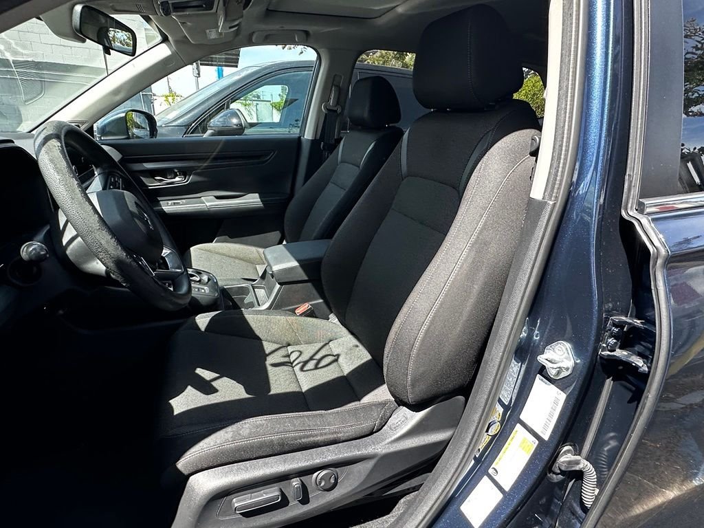 Used 2024  Honda EX image 13