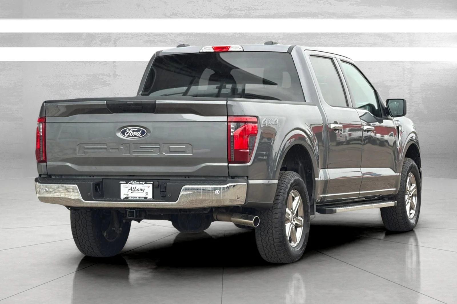 Used 2025 Gray Ford XLT image 5