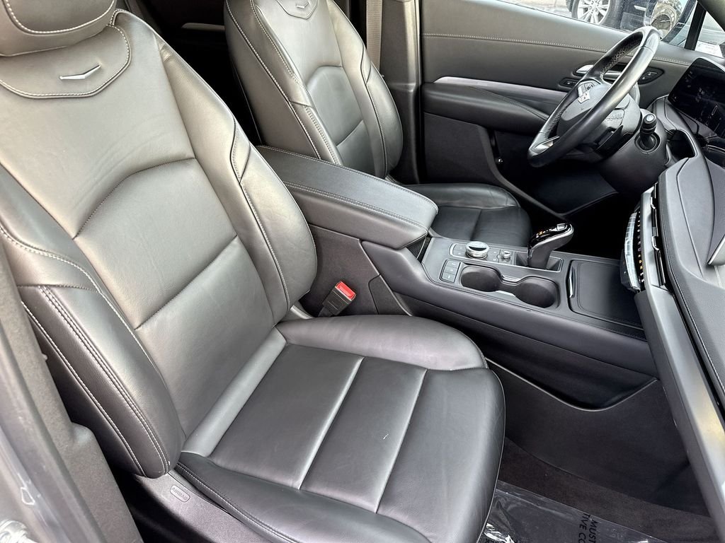 Used 2024 Silver Cadillac Premium Luxury image 14
