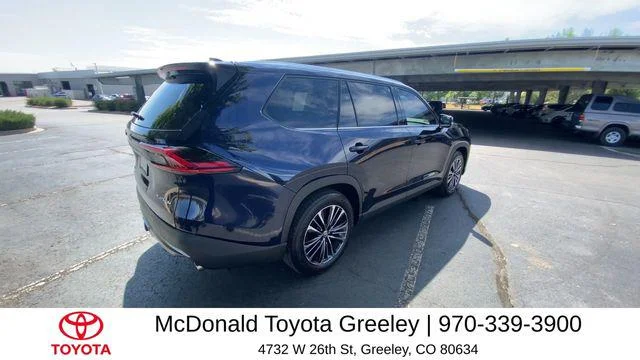 Certified Used 2025  Toyota MAX Platinum image 34