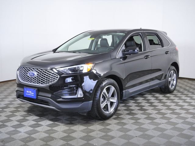 Certified Used 2024 Black Ford SEL image 5