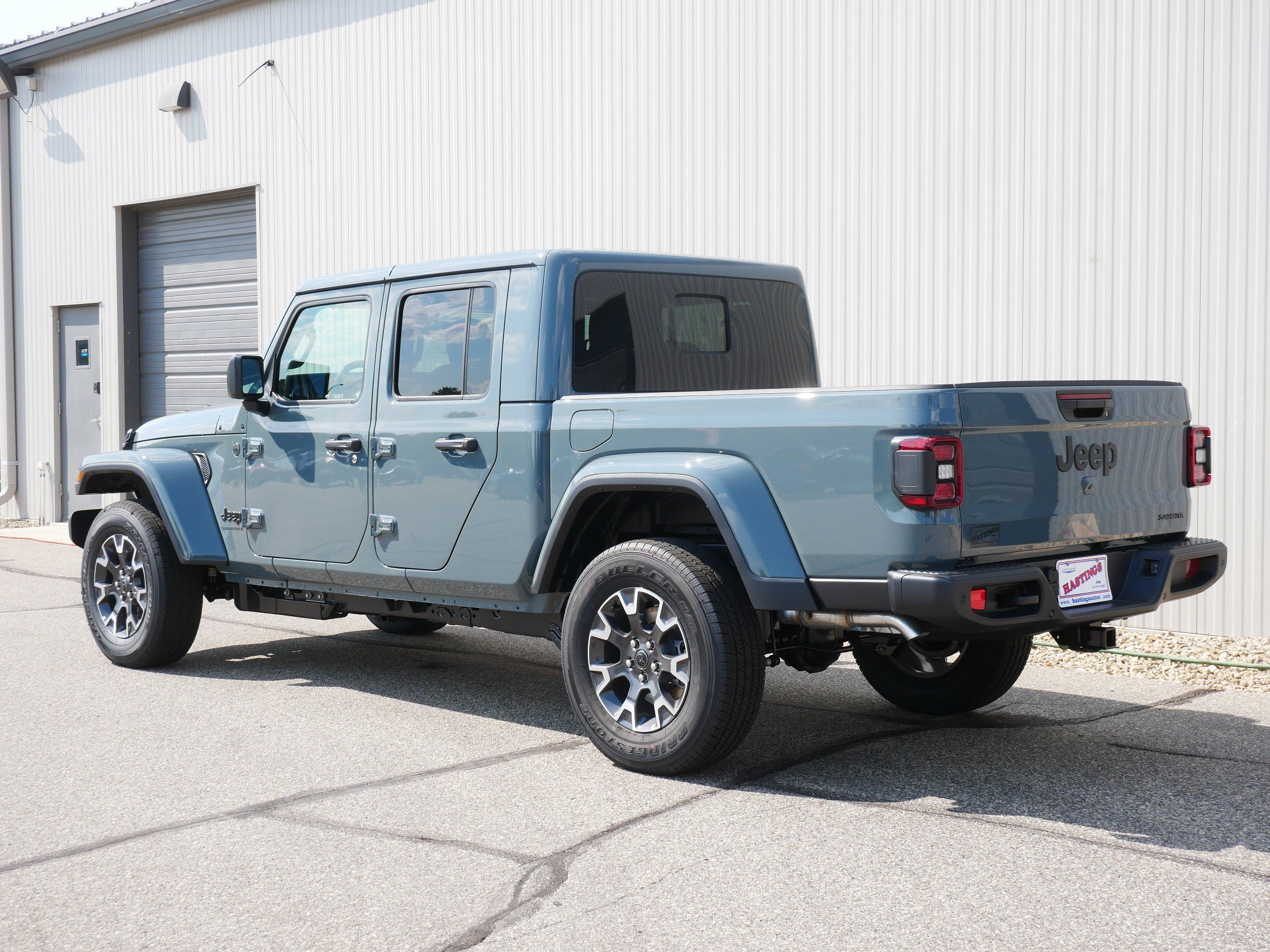 New 2026 Anvil Clear-Coat Exterior Paint Jeep Sahara image 3