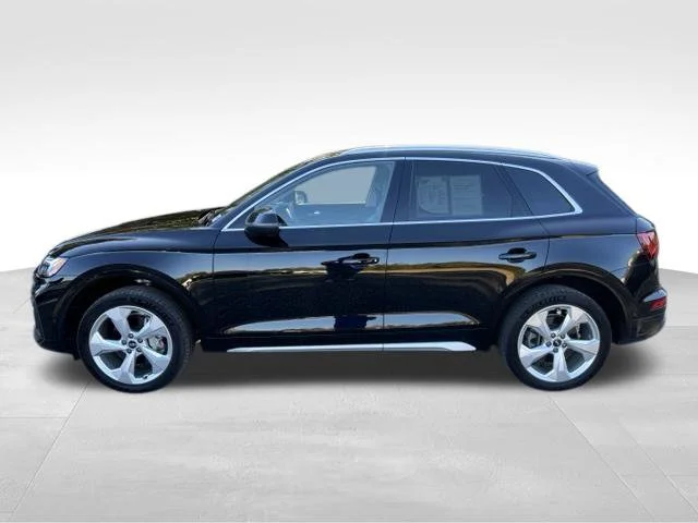 Used 2021 Black Audi 45 Prestige image 5