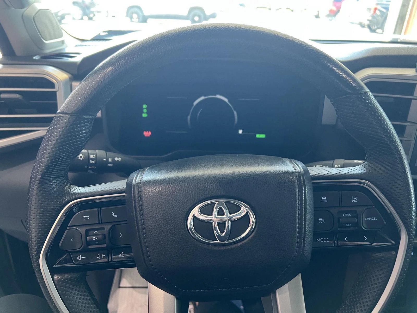 Used 2024  Toyota Limited Hybrid image 20