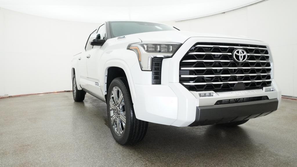 New 2026 Wind Chill Pearl Toyota Capstone image 32