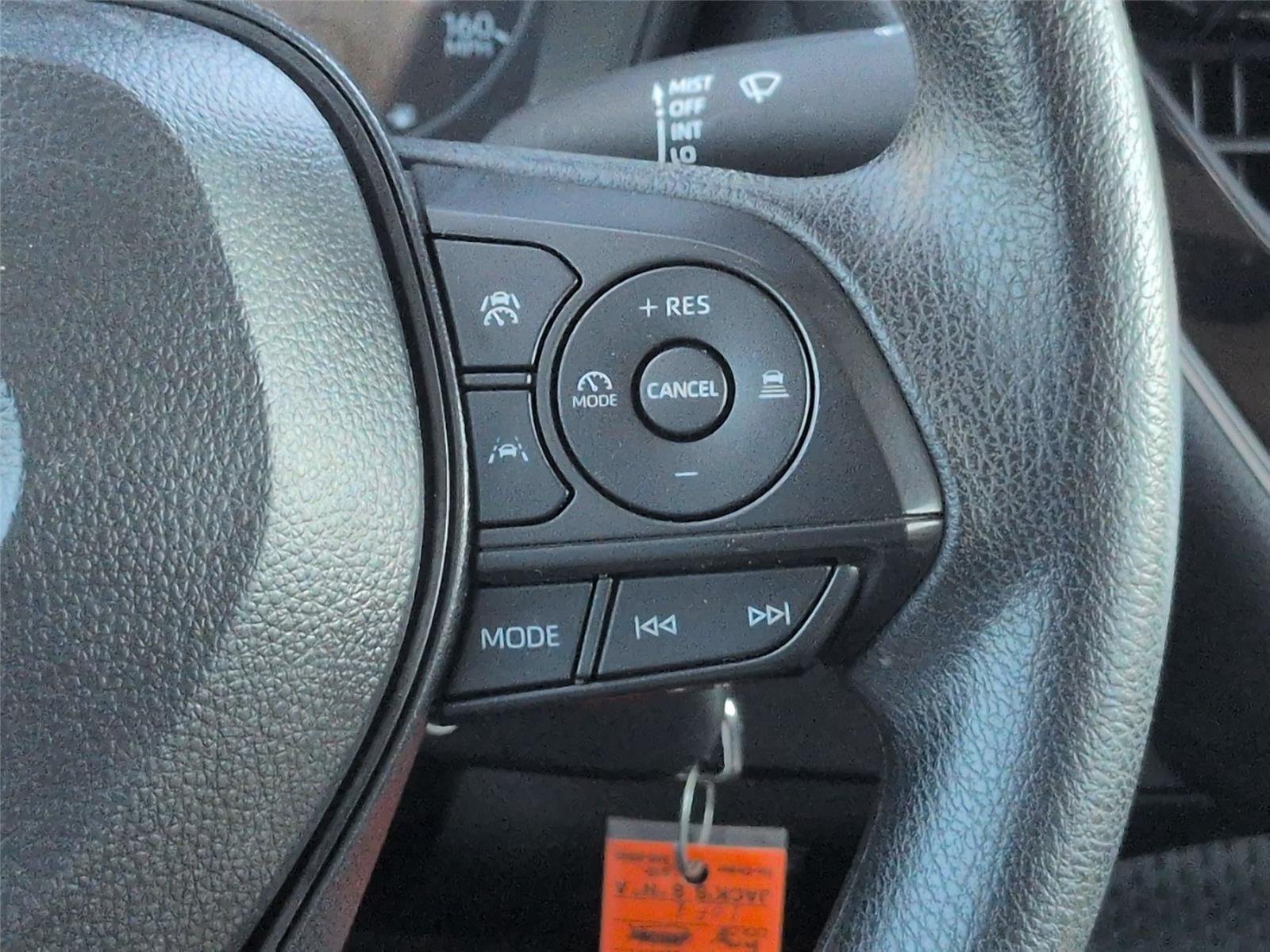 Used 2025 Underground Toyota LE image 21