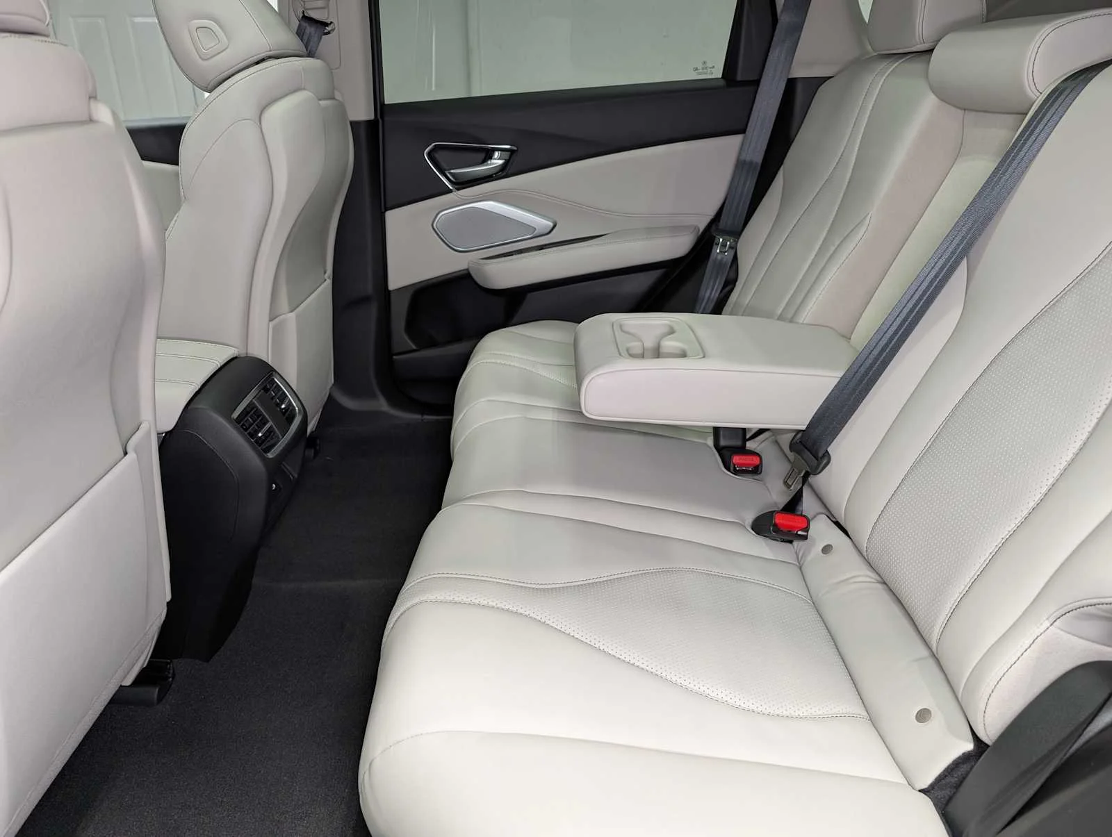 New 2026 Platinum White Pearl Acura w/Technology Package image 21