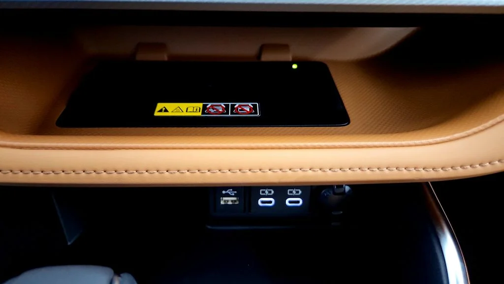 2026 Toyota Highlander Platinum - Photo 36