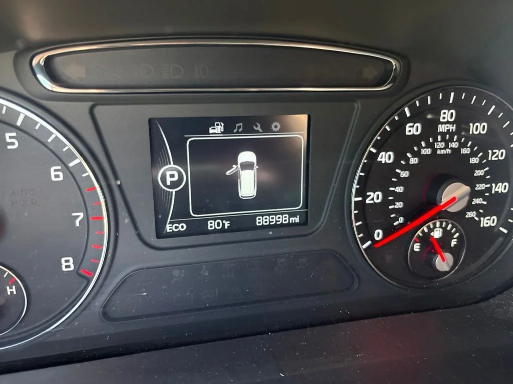 Used 2017 Purple Kia LX image 20