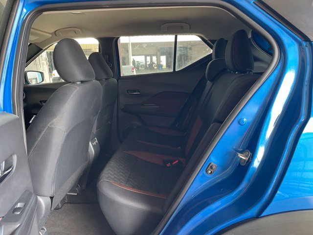Used 2023 Blue Nissan SR image 16