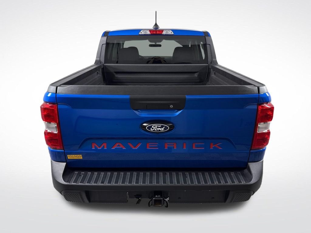 Used 2025 Blue Ford XL image 4