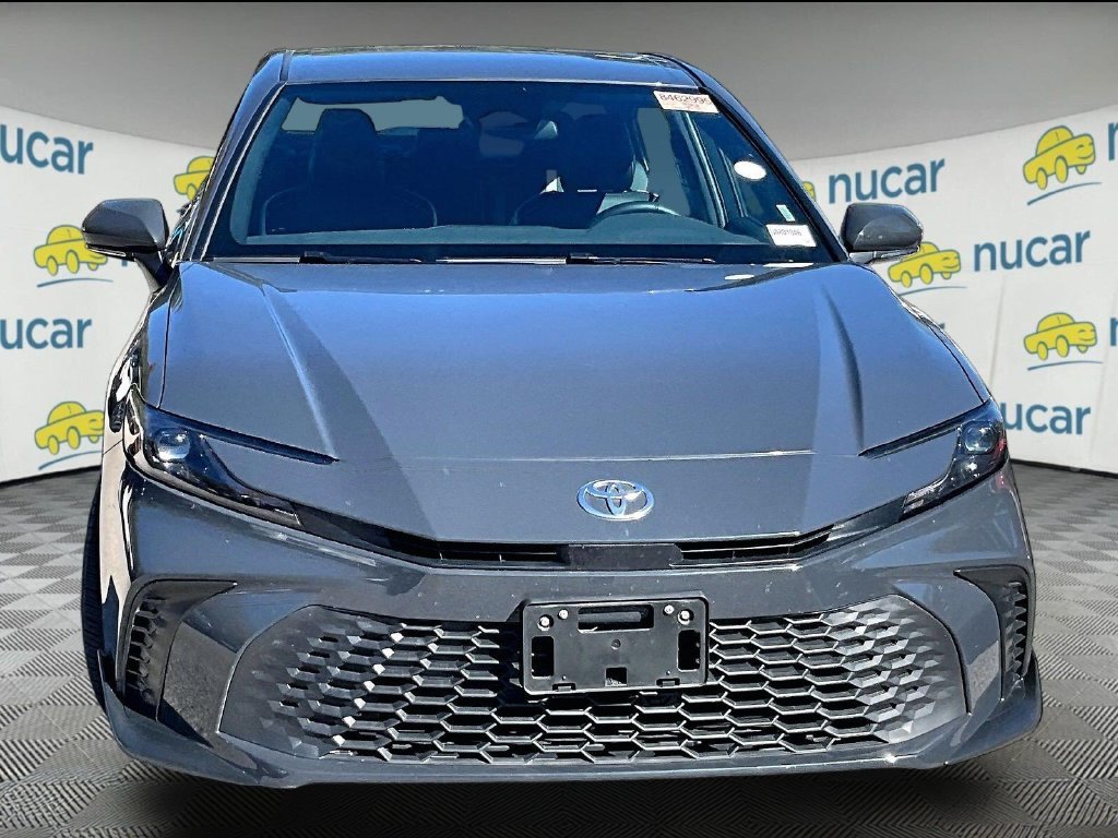 Used 2026  Toyota SE image 2