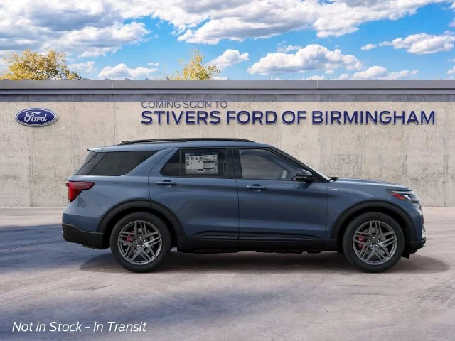 New 2027 Vapor Blue Metallic Ford ST-Line image 8