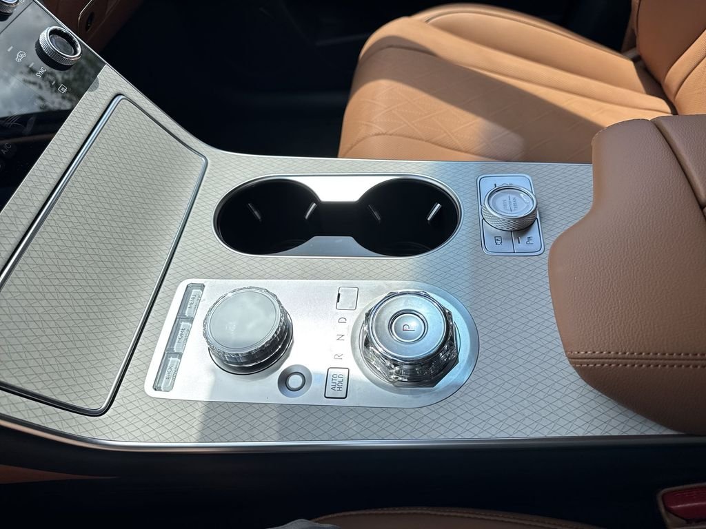 New 2026 Capri Blue Genesis 2.5T PRESTIGE image 23