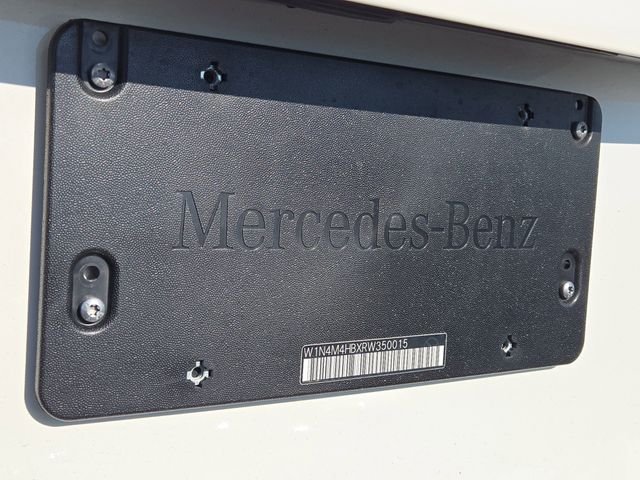 Certified Used 2024 White Mercedes-Benz GLB 250 image 38