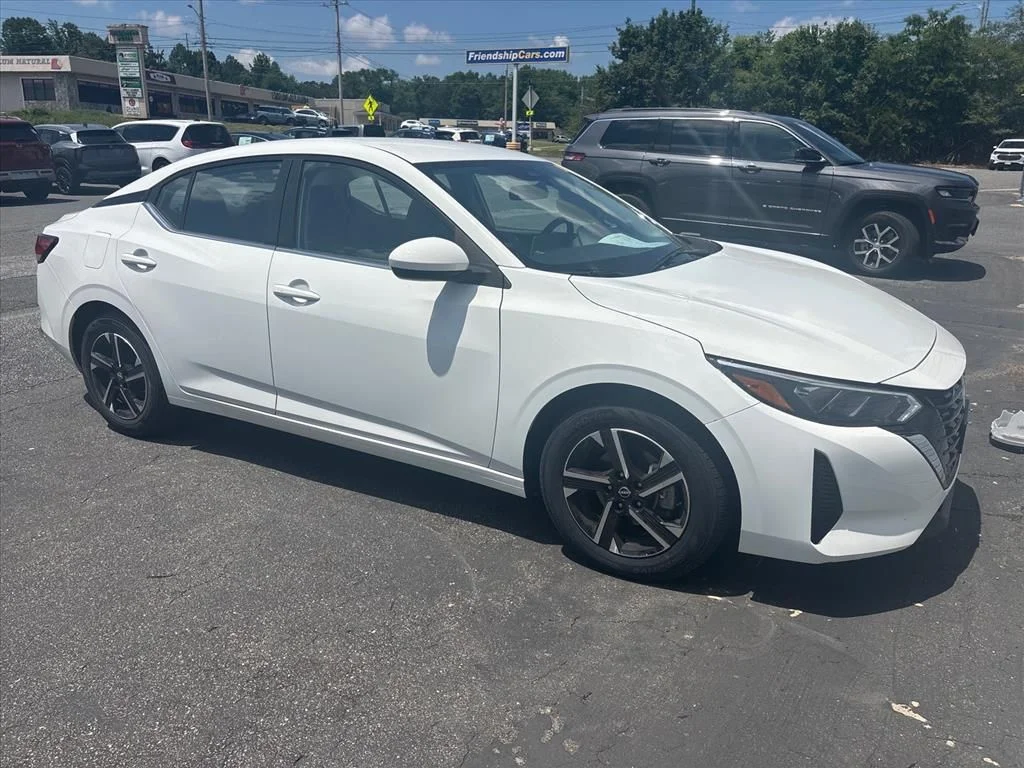 Used 2025 White Nissan SV image 14