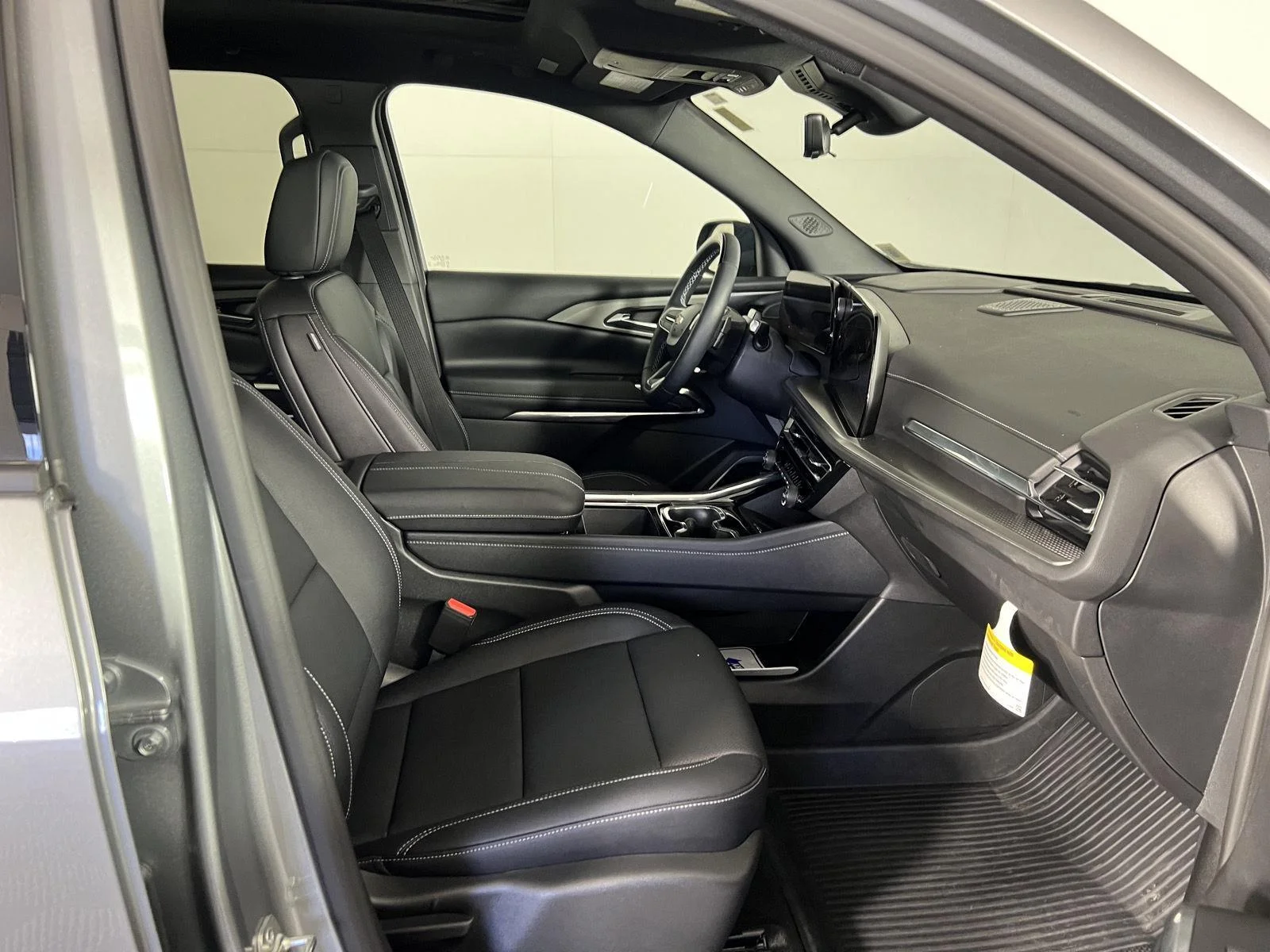 New 2026 Sterling Gray Metallic Chevrolet LT image 5