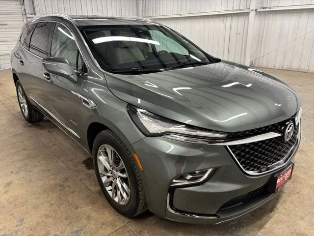 2024 Buick Enclave Avenir AWD's photo
